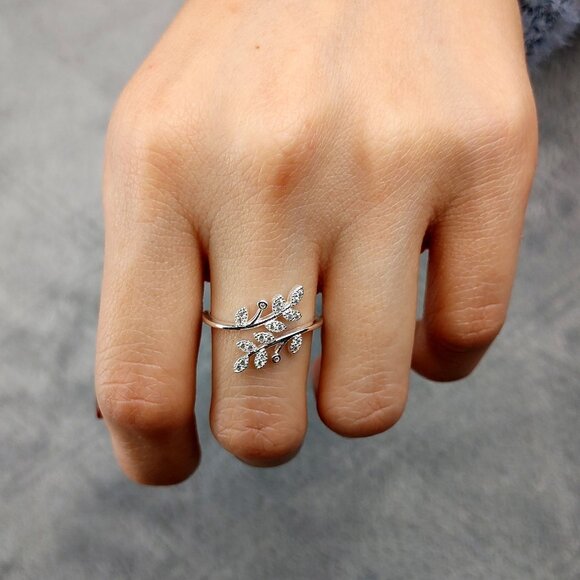 Zen Leaf Ring 2 - Picture 3 of 4